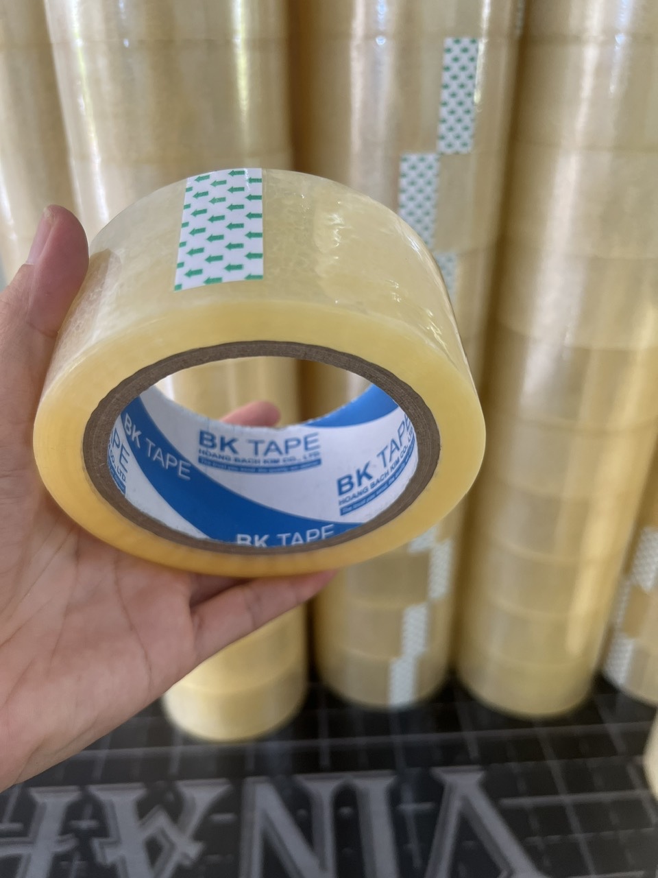 Băng keo trong cuộn 1,3 kg